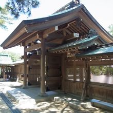 中山神社の門