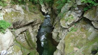 迫力のある景色が見られます。