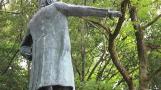 右手は未来へ？