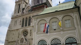 聖母被昇天大聖堂 （ザグレブ） 