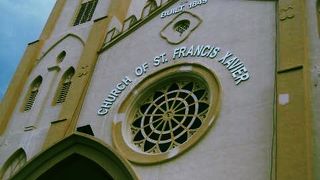 ふと足を止めた教会