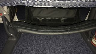 ANA 国際線B787-8(エコノミークラス)の凄いフットレスト！