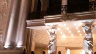 ショーと建築がどちらも楽しめます