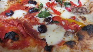 窯焼きピザが絶品