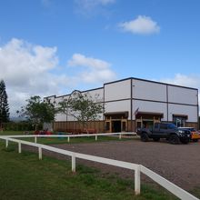 駐車場も広くて止めやすいです