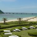 角島(tsunoshima)大橋の眺めと白い砂のビーチを満喫