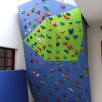 ボルダリングもできます。