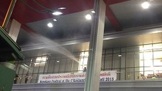 凄い人で盛り上がっていました。