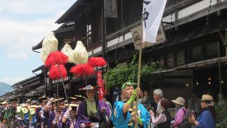６月の第一金曜日、土曜日、日曜日に行われます