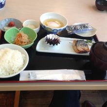 朝食です、夕朝食共に和食か洋食が選べて値段も１０００円〜１５