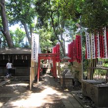 本殿奥の神社