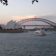 シドニー・ハーバーブリッジとオペラハウス