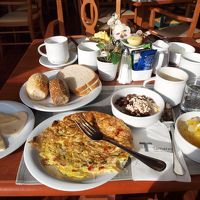 バイキング形式の朝食です。