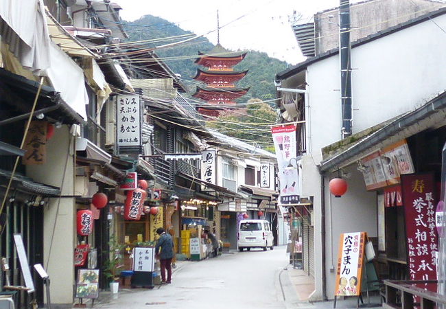 宮島表参道商店街 (清盛通り)