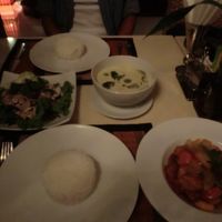 高いけど外国人に合う味付けで美味しいです