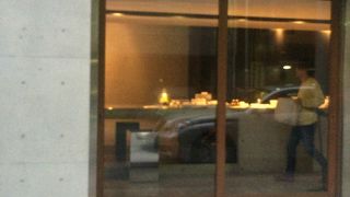 モダンな和菓子店