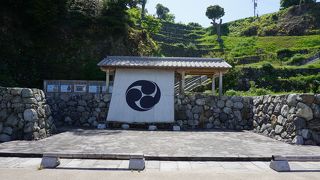 遺構建物がまったく残っていない鳥羽城からすると