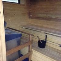 小さなサウナですが旅の疲れを癒しました。