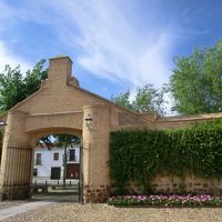 車はここから入れます