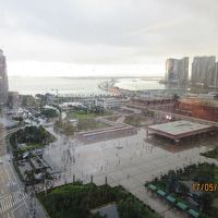 部屋からマカオとのボーダーを見下ろす