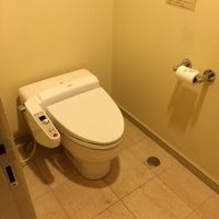 トイレはウォシュレット付き