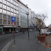 ホテル前からツアーバスが発着します。