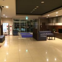 ロビー。少し手狭