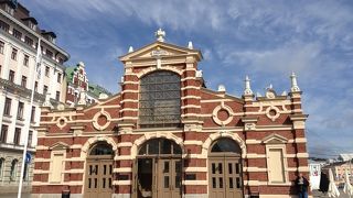 土産探し、胃袋満たしに最適な場所