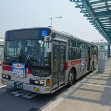 函館空港のバス乗り場。