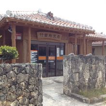 シーサーの表情が良い