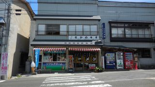 岩木神社前のレトロな食堂