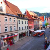 お部屋からは、ライヒェン通りが見えます!