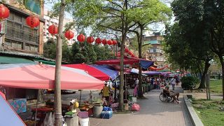 ゆるい感じの市場