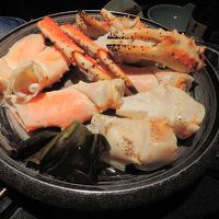 タラバガニの酒蒸し。甘みとプリプリ感でとても美味しかったです