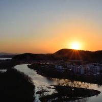 部屋。晴れた日には夕日が見えます。