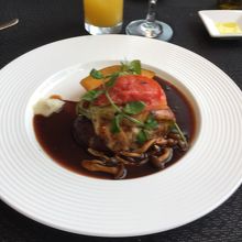 この時はハンバーグを選びました、