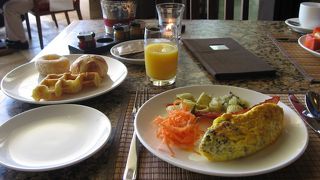 朝食バイキングは種類豊富！