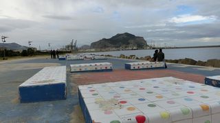 ヨットが繋留されています