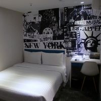 窓なしダブルルーム