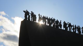 旭川美術館入口向い