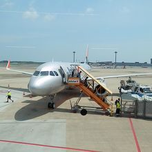 直接は乗せてくれないものの沖止めでないので時間には余裕が