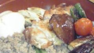 行列覚悟で焼き鳥丼