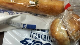 ガーリックパンとクルミバンズ ♪