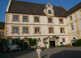 Schloss Weitenburg