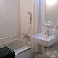 広くて綺麗なバスルーム