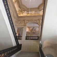 優雅な雰囲気になります