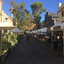 金曜日朝のマーケット