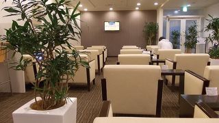 カードラウンジ