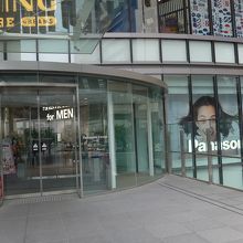 二階の入口付近