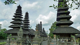 「バリらばーず」で観光とショッピング